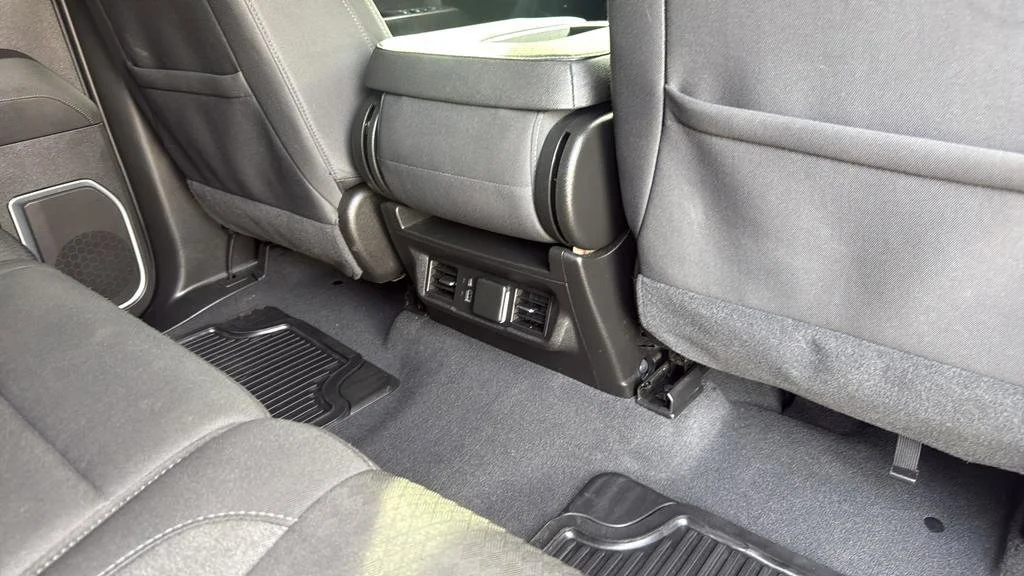 2022 Chevrolet Silverado 1500 LT - Photo 21