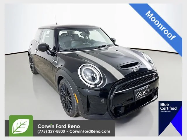 2022 MINI Hardtop Cooper S's photo