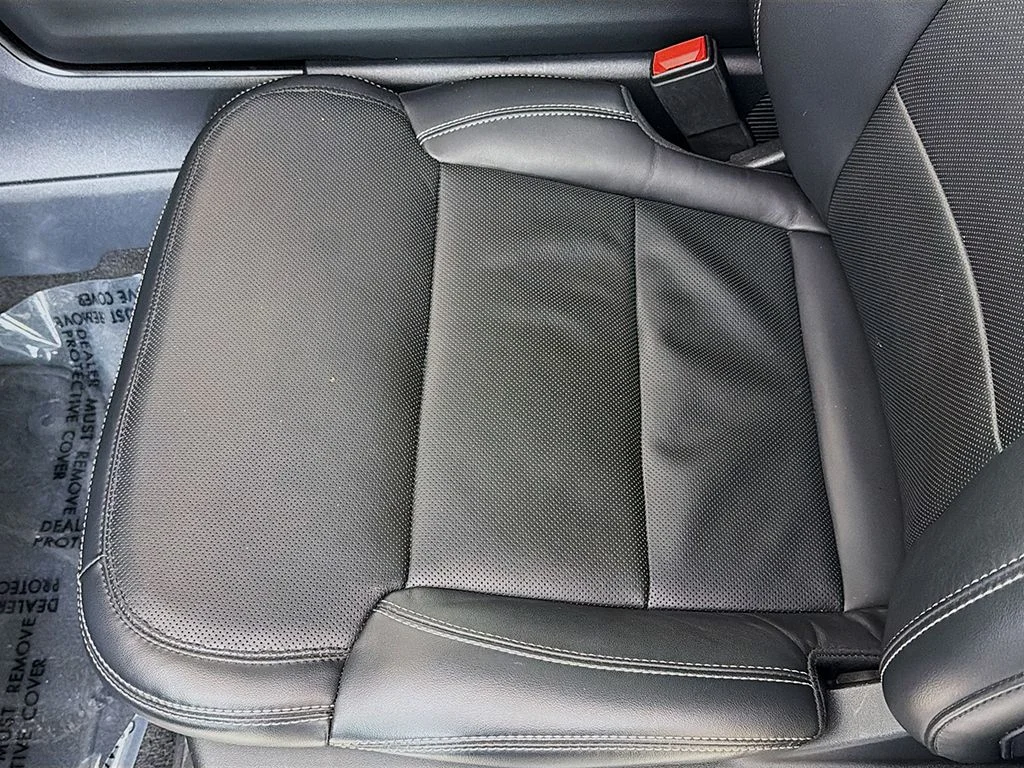 Used 2025 Space Silver Ford Platinum image 26