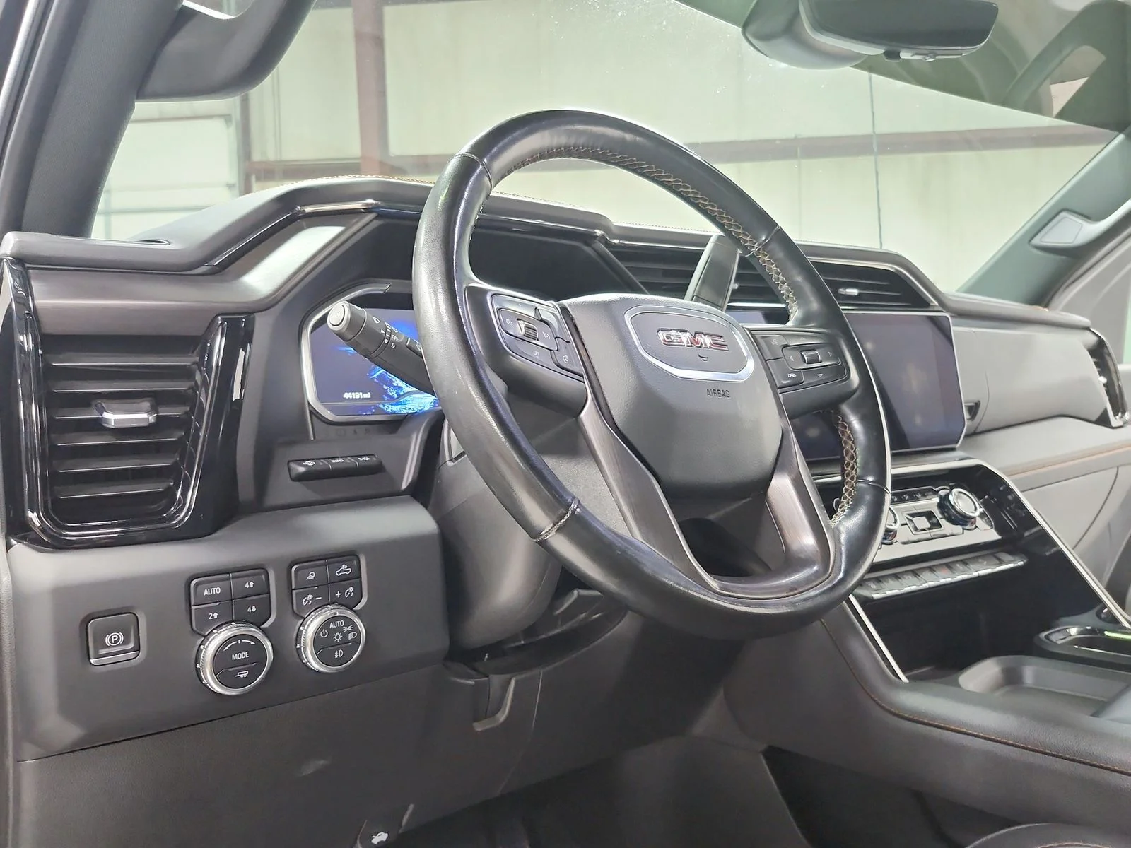 Used 2024 Black GMC AT4 image 18