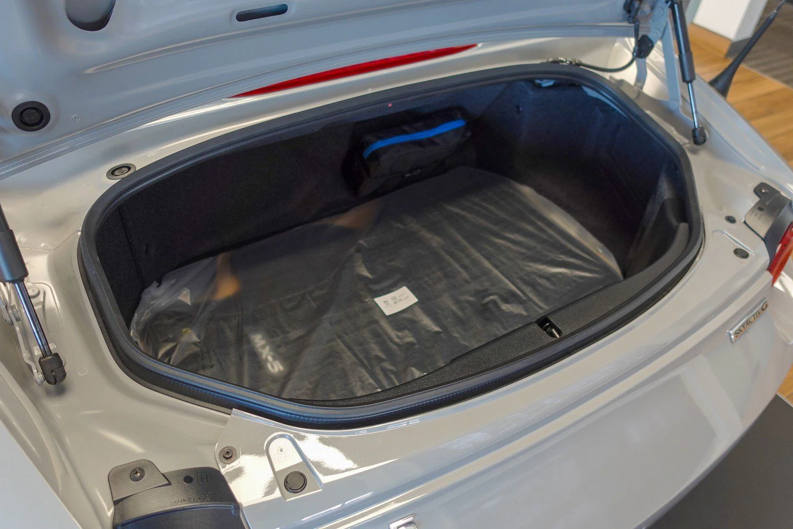 2026 Mazda MX-5 Miata Grand Touring - Photo 25