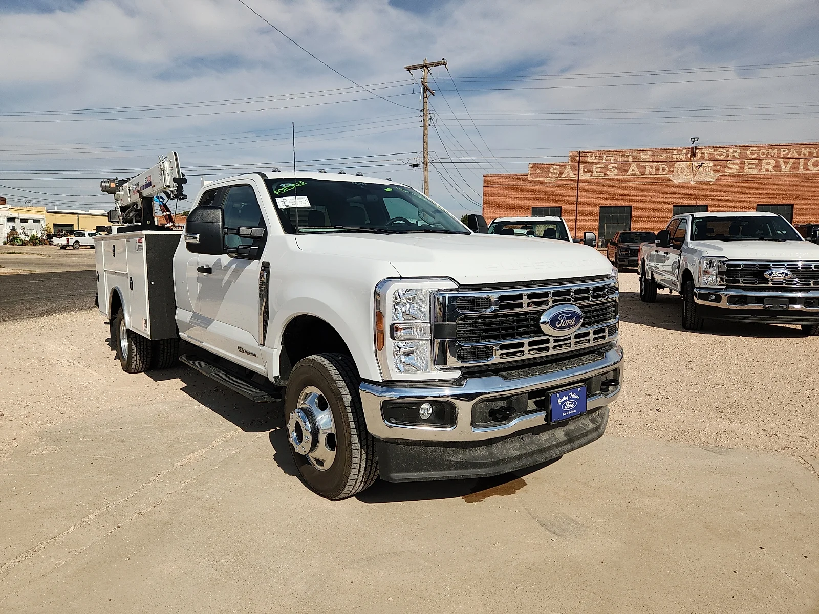 New 2026 Oxford White Ford XL image 1