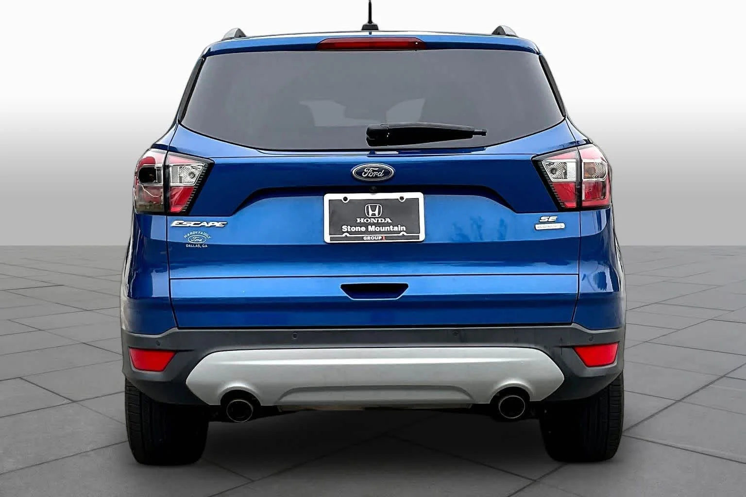Used 2017 Lightning Blue Metallic Ford SE image 5