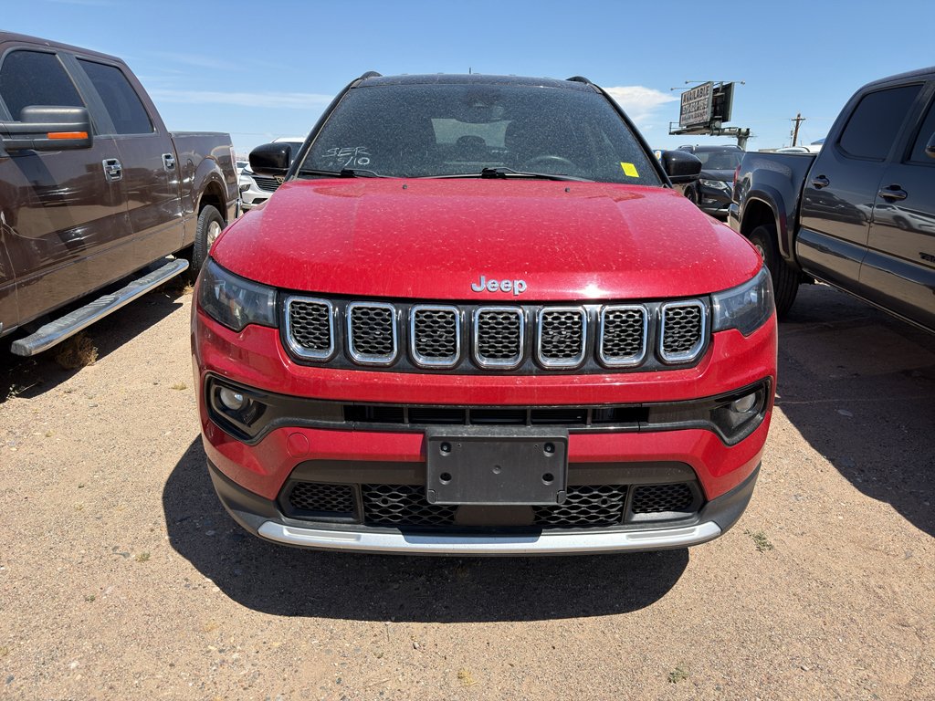 Used 2023 Redline Pearlcoat Jeep Limited image 2