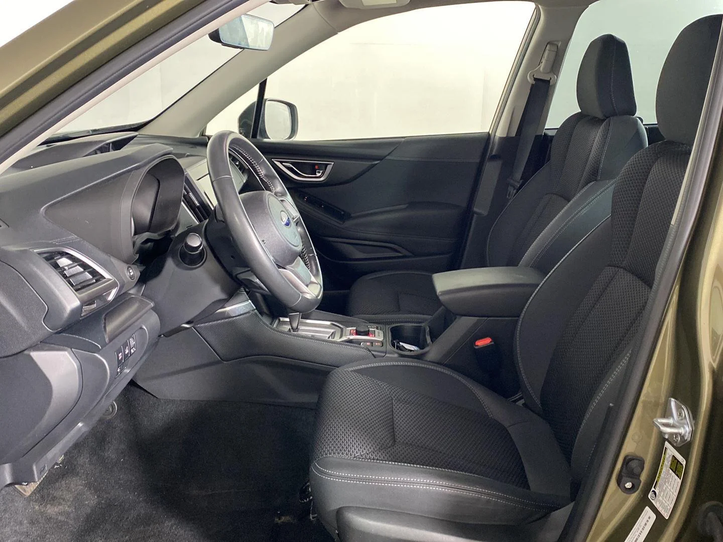 Used 2024 Autumn Green Metallic Subaru Premium image 14
