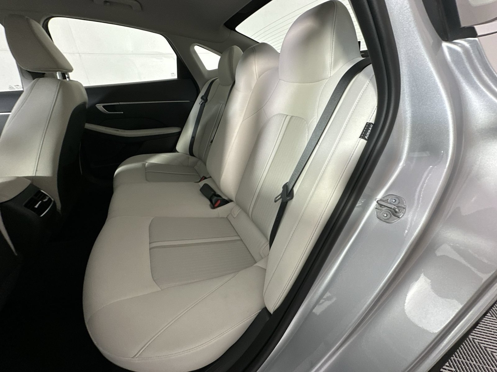 Used 2026 Silver Hyundai Blue image 22