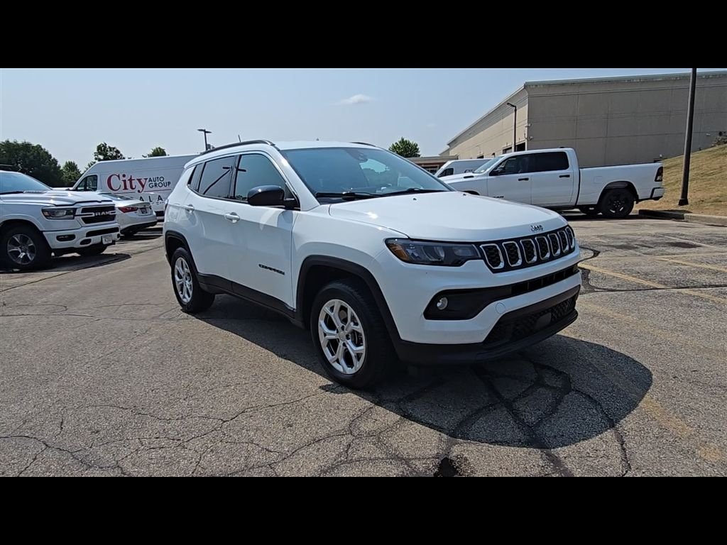 Certified 2024 Jeep Compass Latitude with VIN 3C4NJDBN5RT132979 for sale in Brookfield, WI