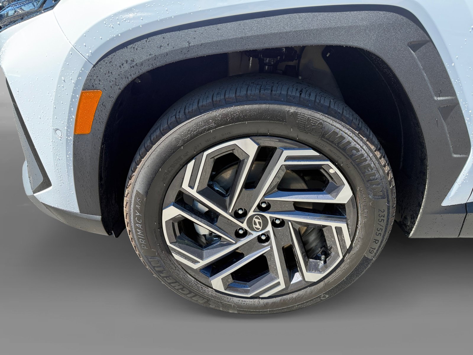 2026 Hyundai Tucson Limited - Photo 9