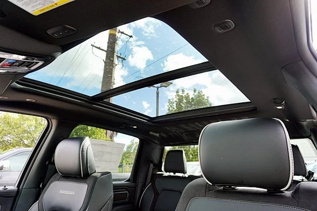 New 2026 Diamond Black Crystal Pearl-Coat Exterior Paint RAM Laramie image 22