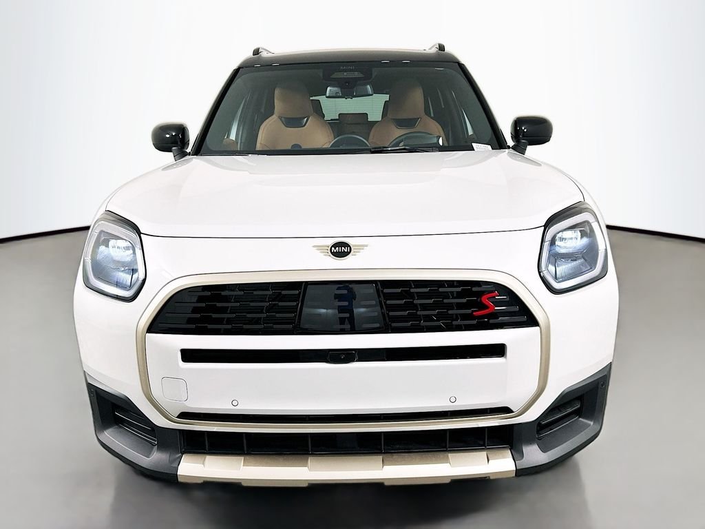 New 2027 White MINI Iconic image 2