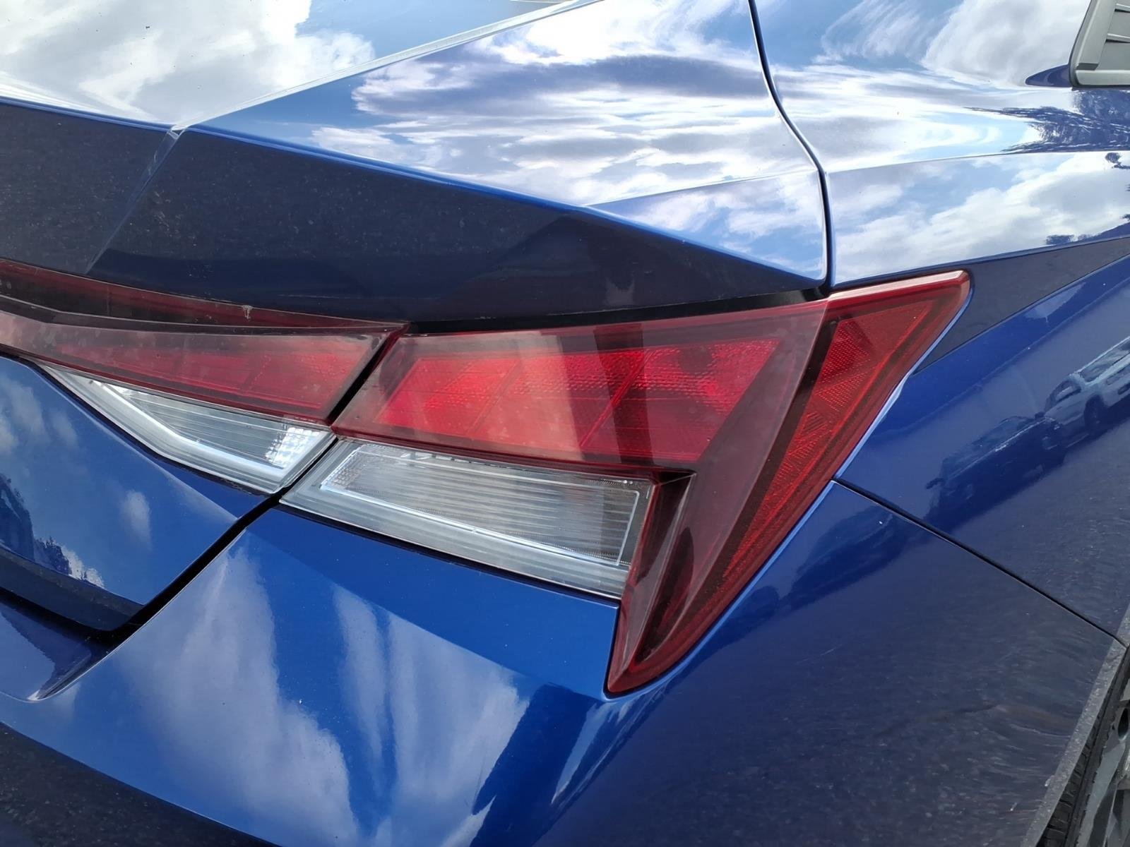 2021 Hyundai Elantra SEL - Photo 13
