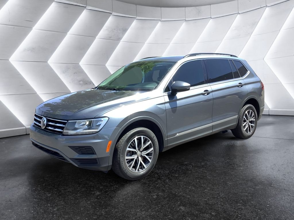 Used 2020  Volkswagen 2.0T SE image 3