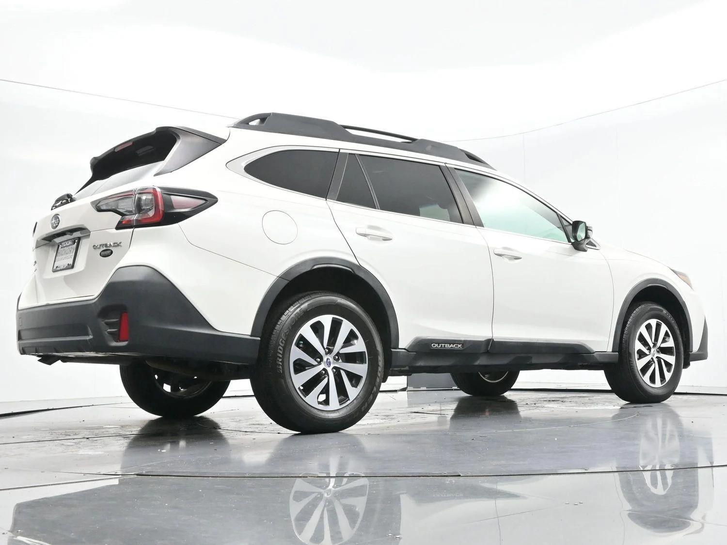 Used 2020 Crystal White Pearl Subaru Premium image 40