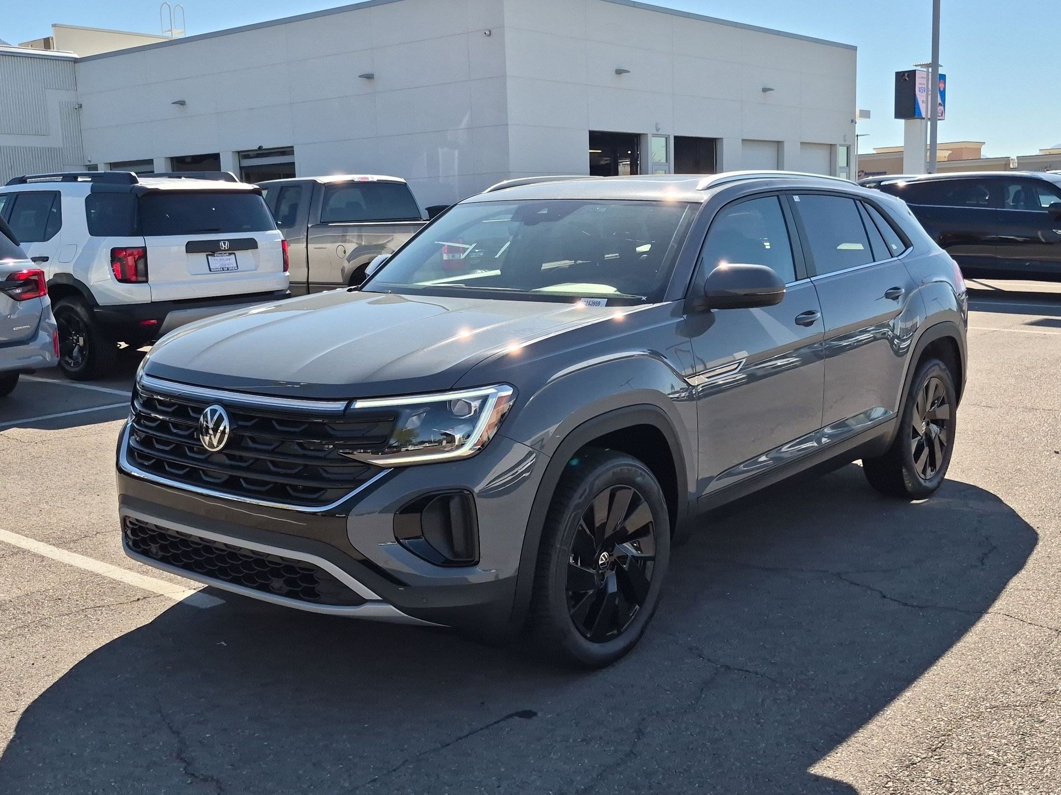 New 2026 Pure Gray Volkswagen 2.0T SE w/Technology image 8