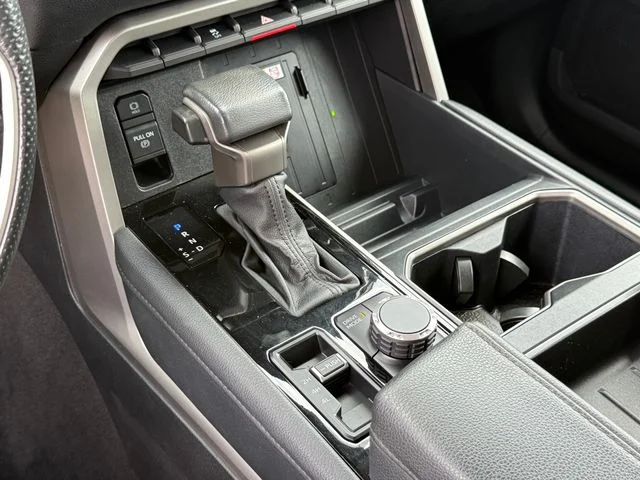 2022 Toyota Tundra Limited - Photo 20