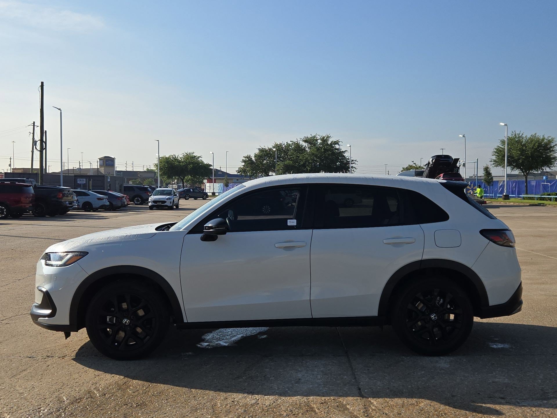 Used 2024 Platinum White Pearl Honda 5DR 2WD SPORT image 38