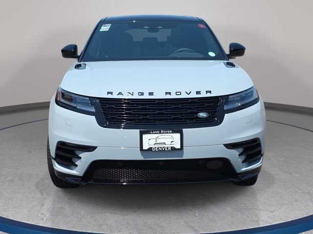 New 2026 Arroios Grey LAND ROVER Dynamic SE image 2