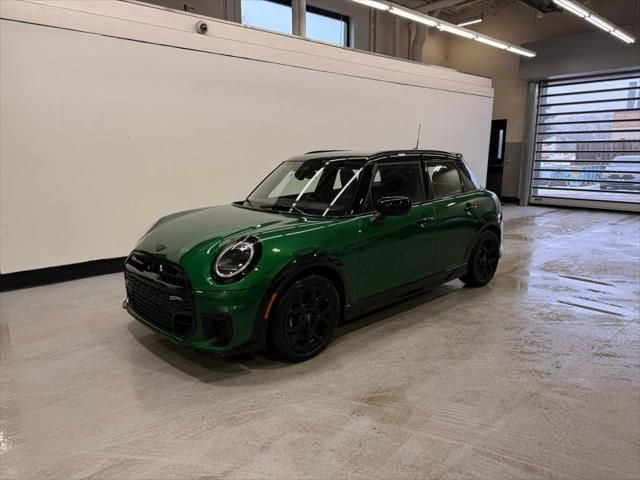 2026 MINI Hardtop Cooper S's photo