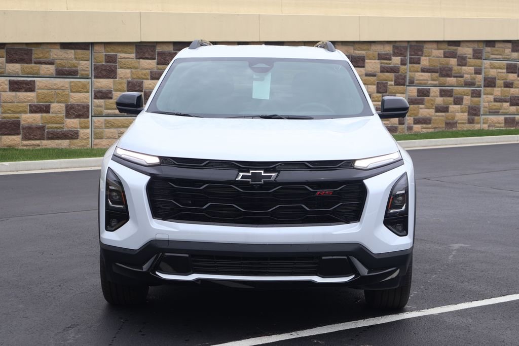 New 2026 Polar White Tricoat Chevrolet RS image 2