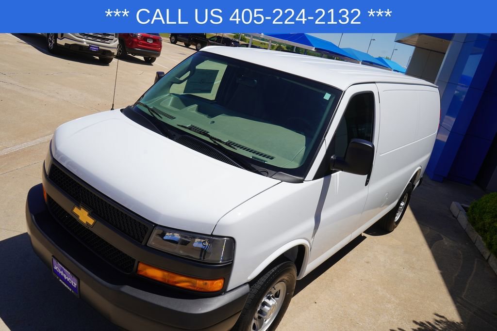 2026 Chevrolet Express Cargo Work Van - Photo 11