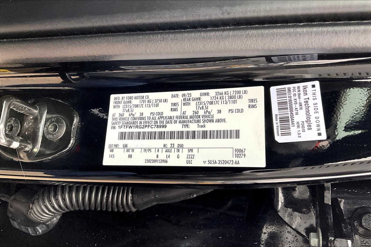 Used 2023 Agate Black Metallic Ford Raptor image 29