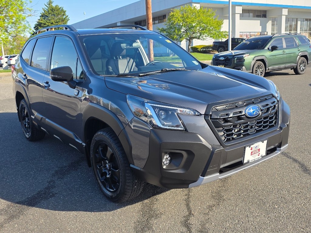 Used 2023 Magnetite Gray Metallic Subaru Wilderness image 9