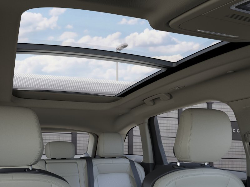 New 2026 Red Carpet Metallic Tinted Clearcoat Lincoln Premiere image 22