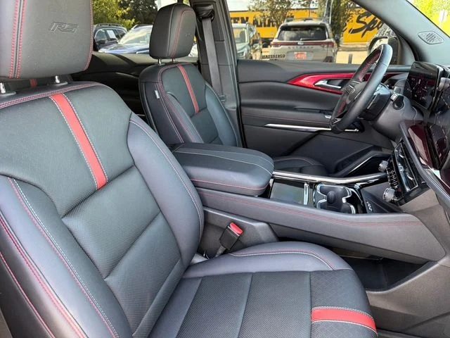 Used 2025 Gray Chevrolet RS image 25