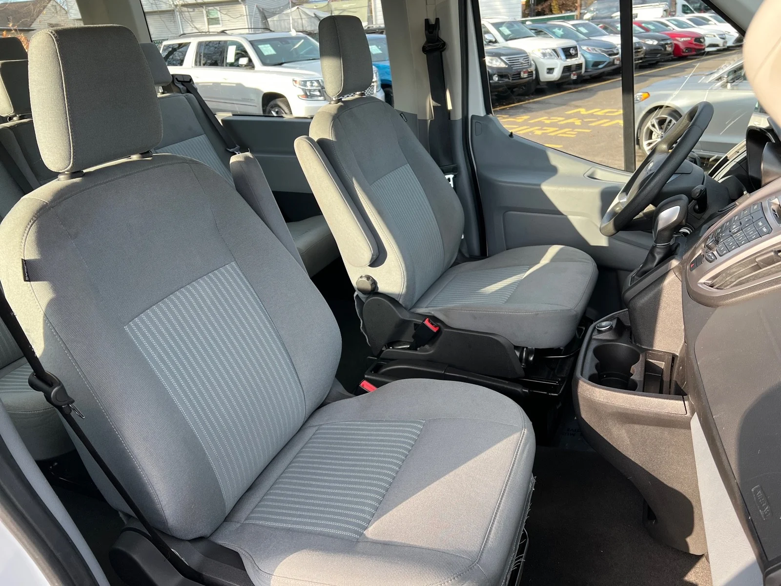 Used 2019 Oxford White Ford XLT T-350 148