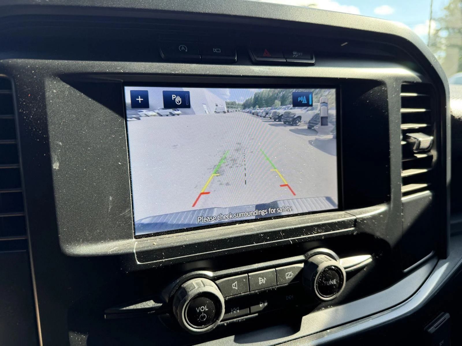 Used 2023 Avalanche Gray Ford XL image 12