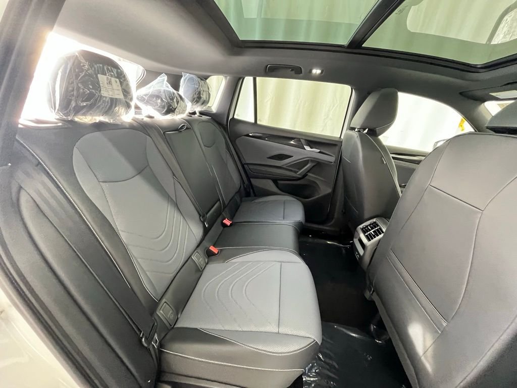 2026 Volkswagen Tiguan SE R-LINE BLACK - Photo 23