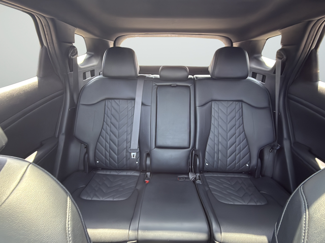 Used 2023 Gray Kia X-Pro Prestige image 29