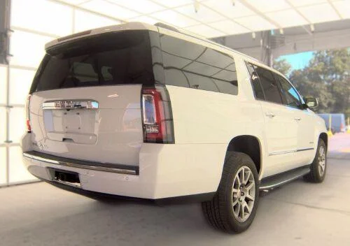 Used 2020 Summit White GMC Denali image 4