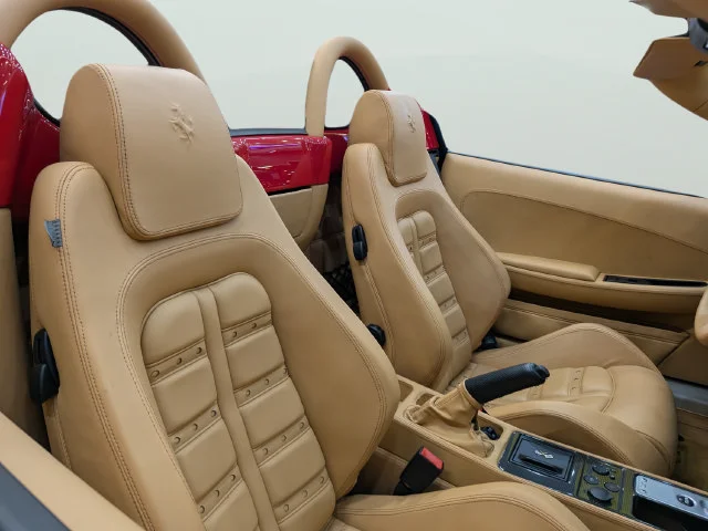 Used 2009  Ferrari Spider image 12