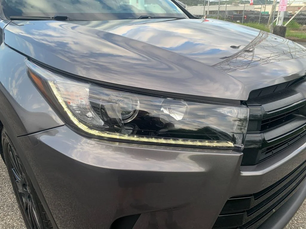 Used 2019 Gray Toyota SE image 35