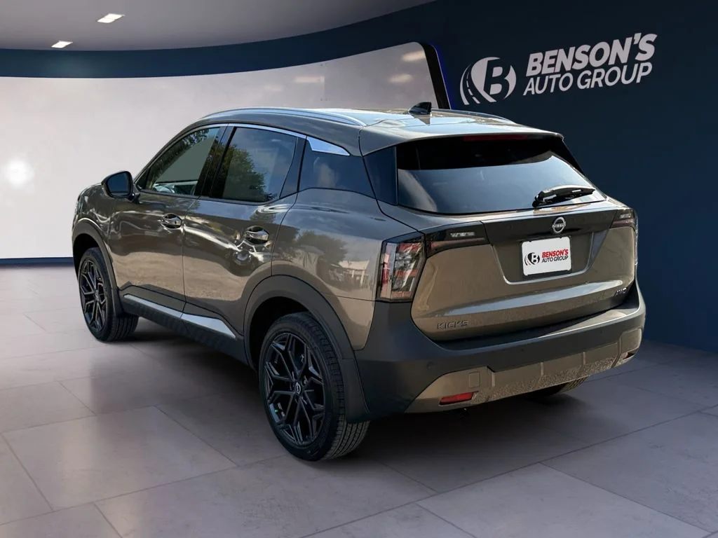 New 2027 Brown Nissan SR image 3