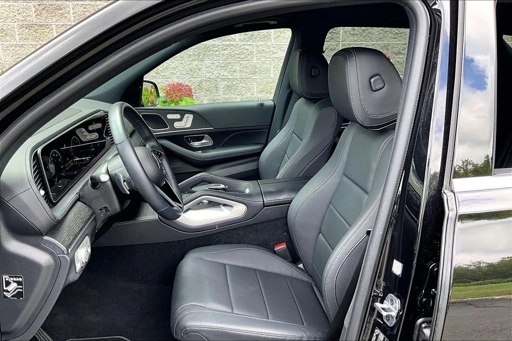 Used 2026 Black Mercedes-Benz GLE 350 image 27