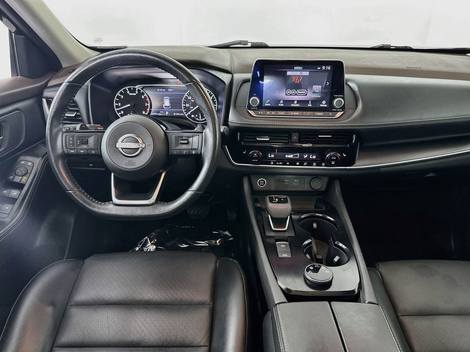 Used 2022 Super Black Nissan SV image 21