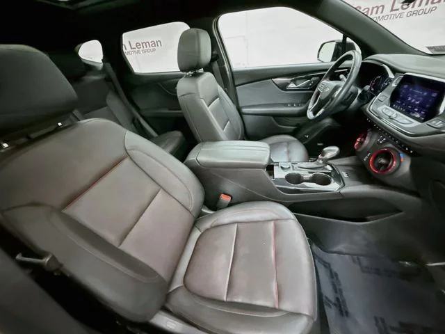 Used 2022 Black Chevrolet RS image 31