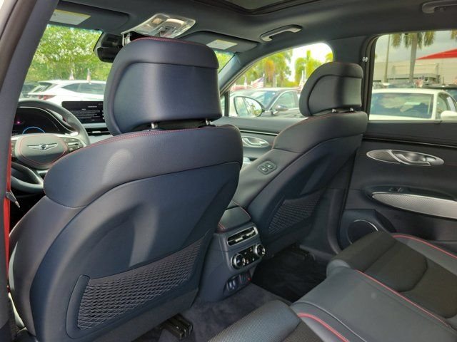 2025 GENESIS GV70 Standard - Photo 9