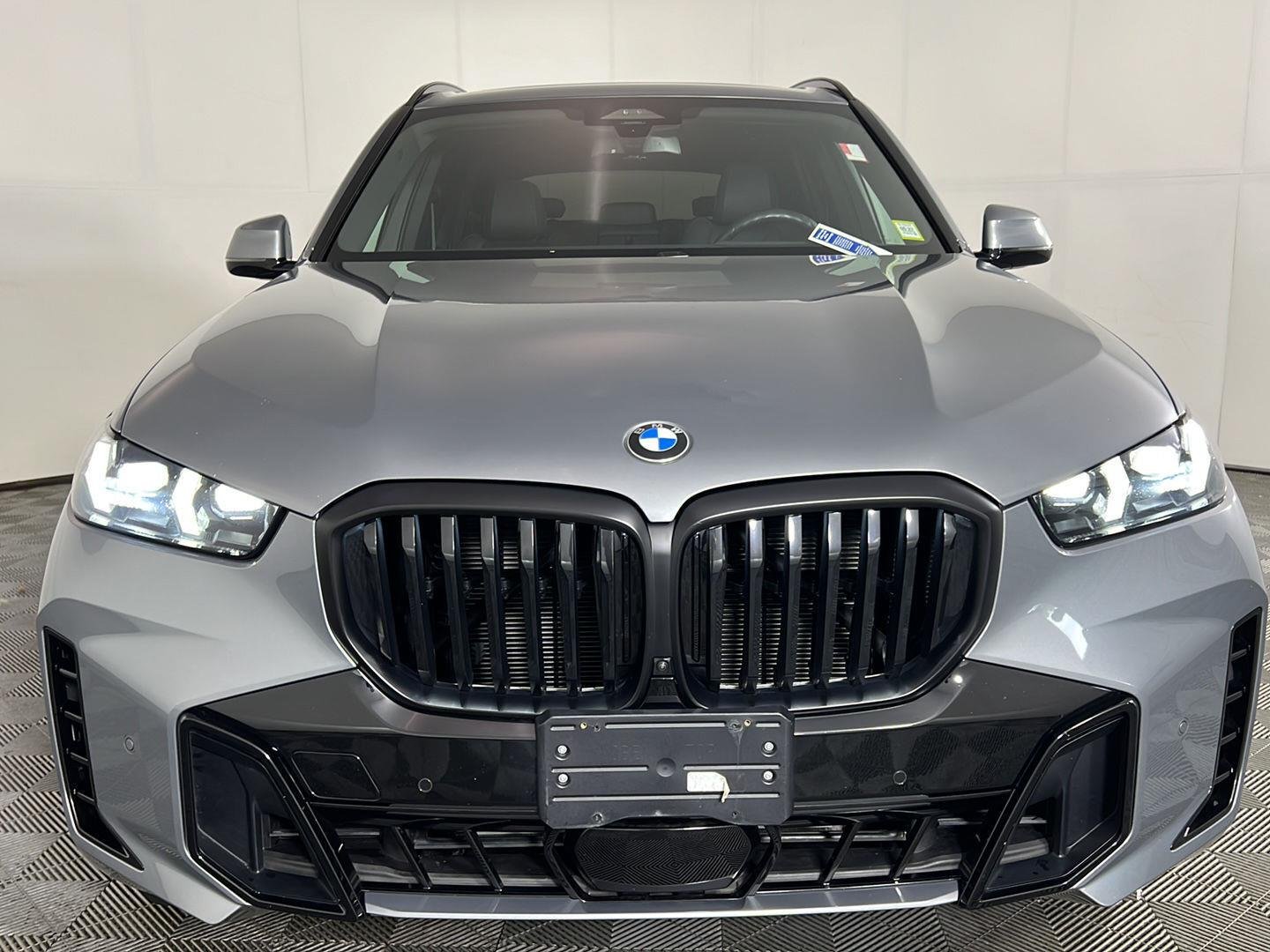 Certified Used 2024 Skyscraper Grey Metallic BMW xDrive40i image 14