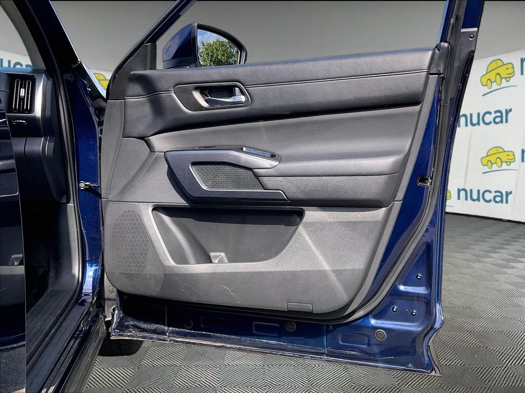 Used 2023 Deep Ocean Blue Pearl Nissan SL image 11