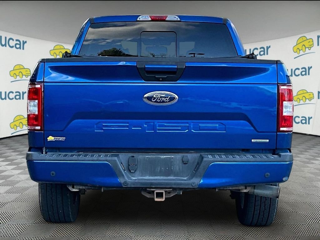 Used 2018 Lightning Blue Ford XLT image 5