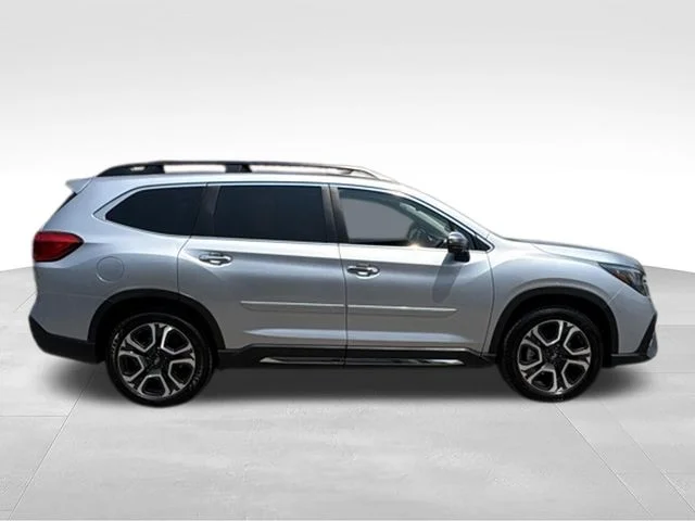 Used 2023 Silver Subaru Touring image 8
