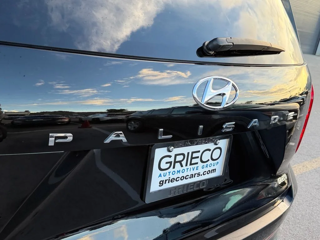 Used 2024 Black Hyundai Calligraphy image 16