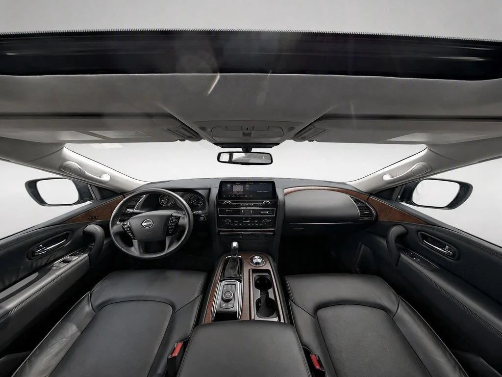 Used 2023 Super Black Nissan SL image 22