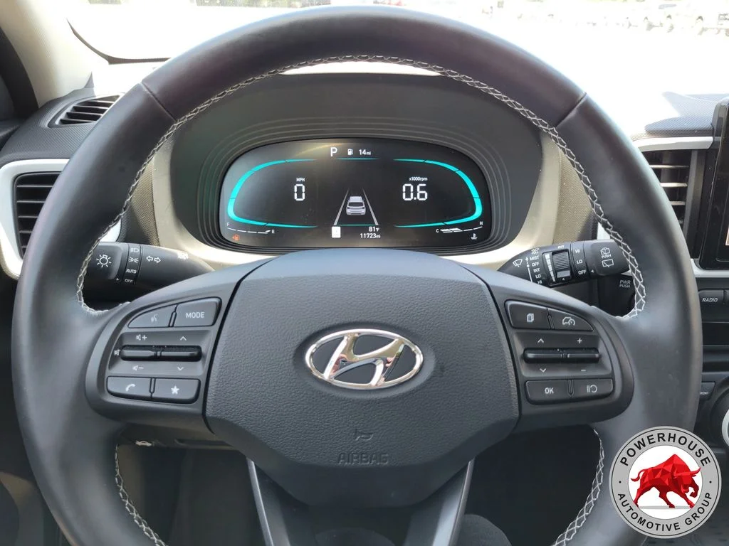 Used 2025 White Hyundai Limited image 33
