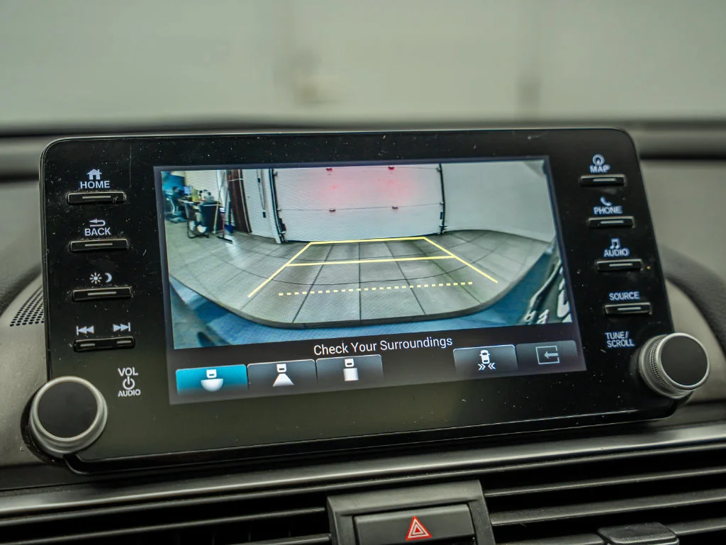 Used 2018 Gray Honda Touring image 34