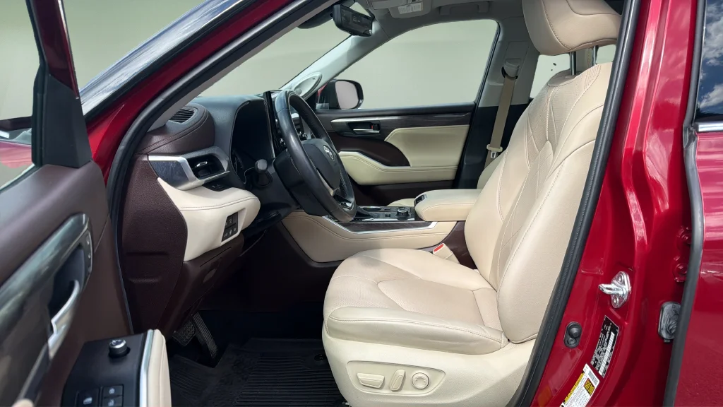 Used 2021 Red Toyota Platinum image 11