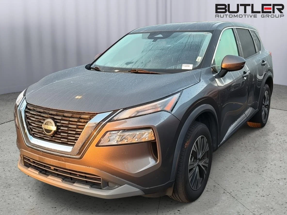 2022 Nissan Rogue SV FWD's photo